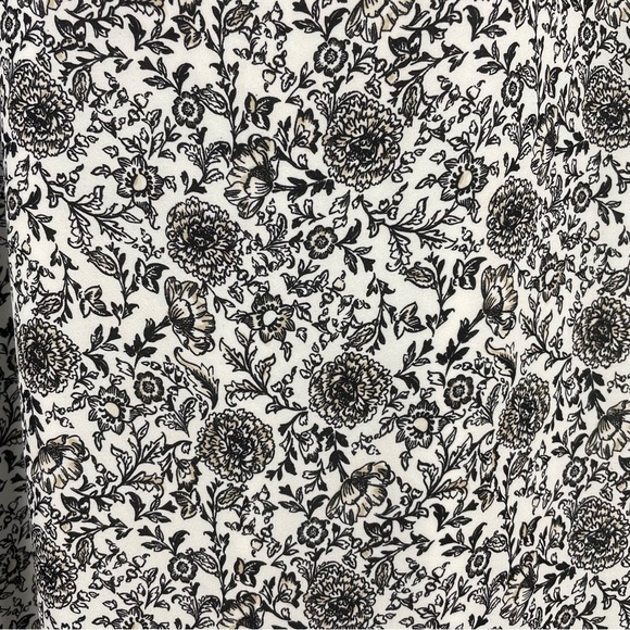 Avenue Black And White Floral Shift Dress Size 14/16 - Picture 11 of 16
